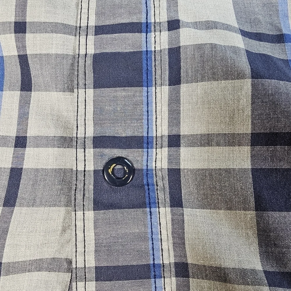 The North Face Men's Gray Blue Plaid Large Short Sleeve Casual Buttondown Shirt